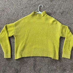 Loose turtle neck sweater